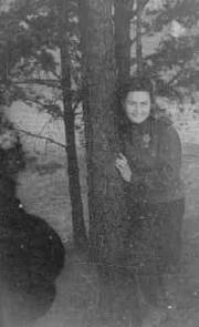   :           .    ,        27  1944 .